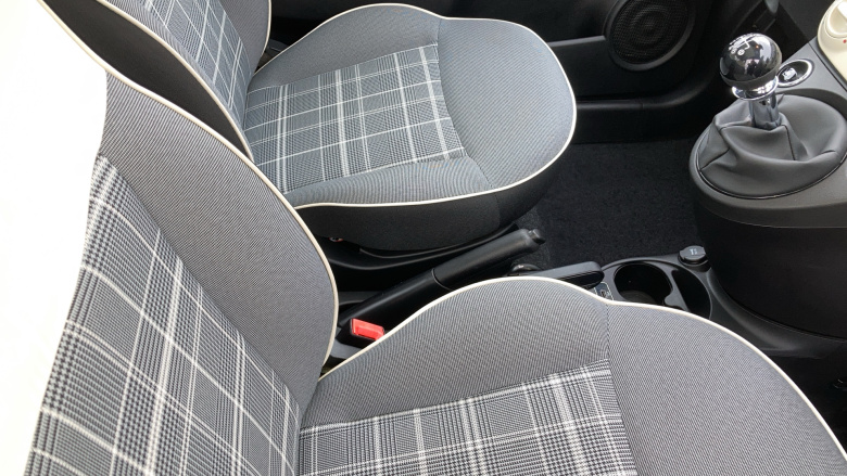 Fiat 500 1.0 Mild Hybrid Lounge 3dr Petrol Hatchback